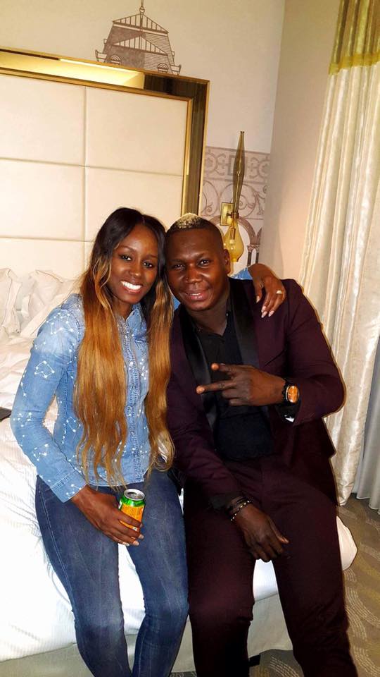 Vidéo : Alex Thiam fait plaisir à Queen Biz et se lâche sans retenue à Paris – Regardez.