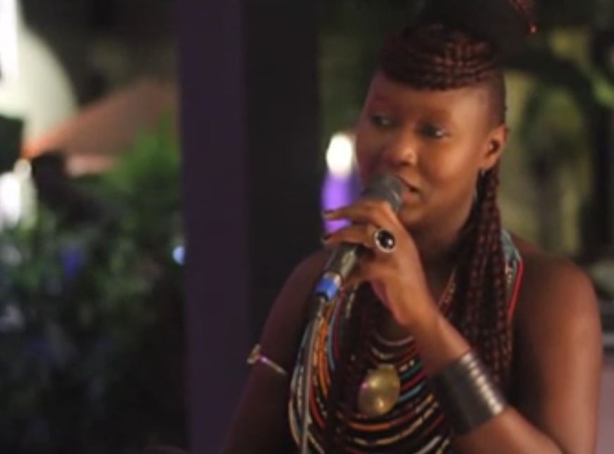 Vidéo – Maréma : « Dans ma famille il n’y a pas de chanteur, mon inspiration me vient de Tracy Chapman »