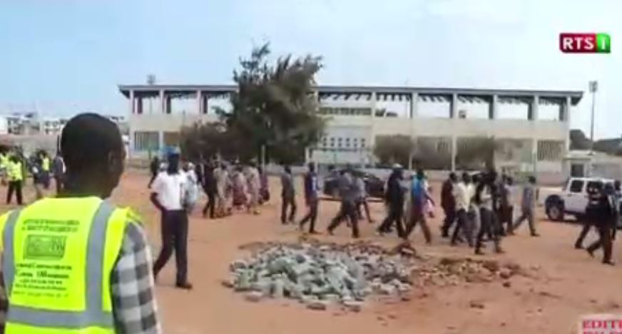 Vidéo – Sénégal émergent: quand la banlieue fait sa « toilette »