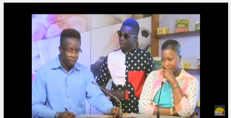 Vidéo- Quand ses deux jeunes hommes se moquent de Moustapha Cissé Lo dans petit déj sur la Walf Tv…