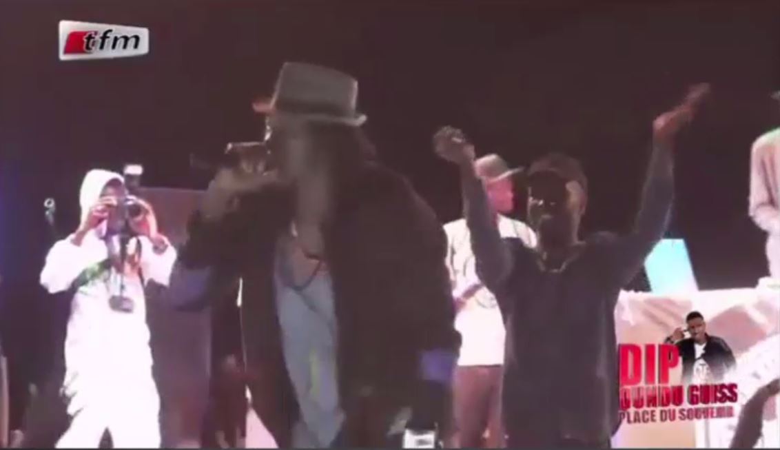 Vidéo – Le Duo génial Dip Doundou Guiss et Mao sidibé ! regardez !