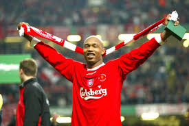 Vidéo – Foot: Le meilleur d’El Hadji Diouf, un génie du ballon rond, Regardez!