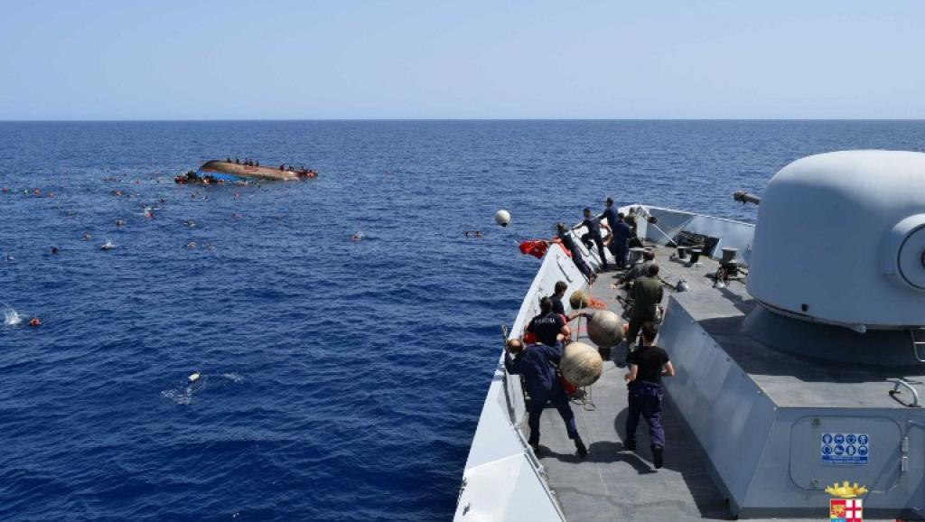 l’opération européenne Sophia critiquée avec 32.000 migrants sauvés pour 4500 morts ou disparus