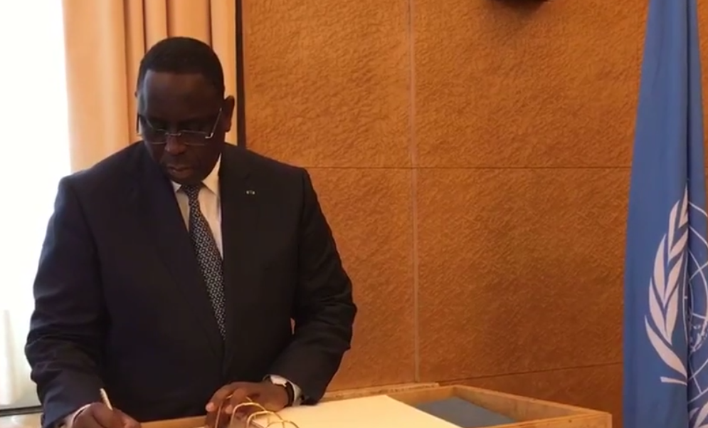 Vidéo – Le Président Macky Sall signe cet après-midi le livre d’or de l’ONU – Regardez !