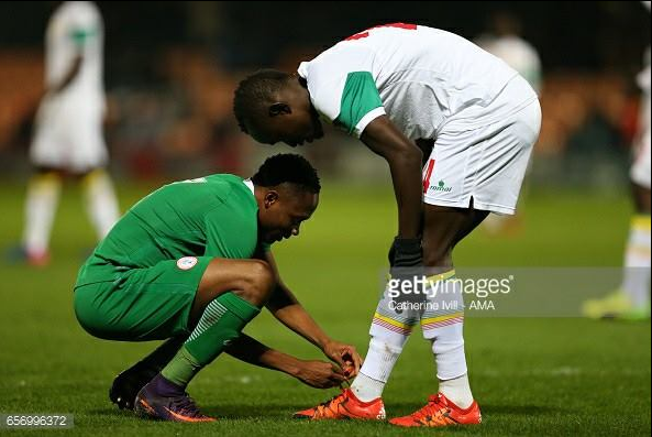Arrêt sur image : le geste amical d’Ahmed Musa