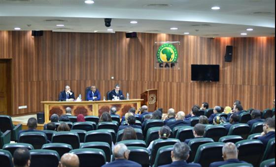 CAF: après son sacre sur Issa Hayatou, Ahmad Ahmad a démarré ses travaux