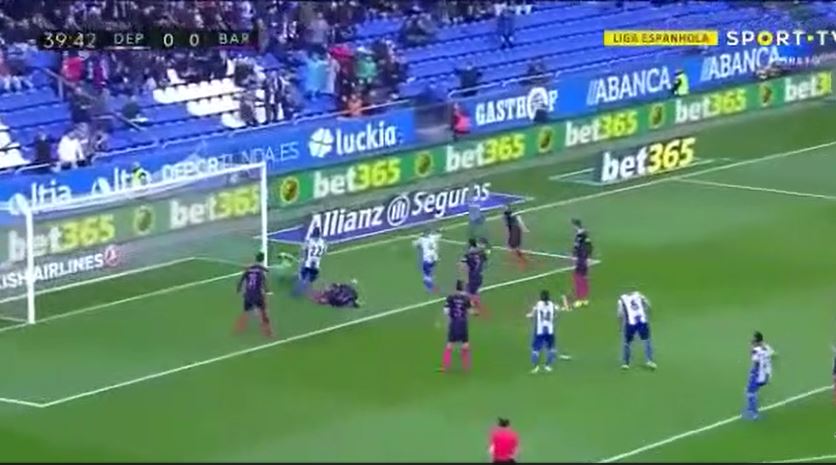Vidéo : Regardez l&rsquo;énorme boulette du portier du Barça
