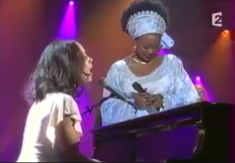 Vidéo – Le Duo extraordinaire d’Oumou Sangaré avec Alicia Keys!