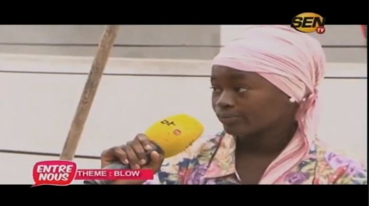 Vidéo – Quand cette jeune fille déclare sa flamme aux jeunes garçons « blow men, dama léne beug… »