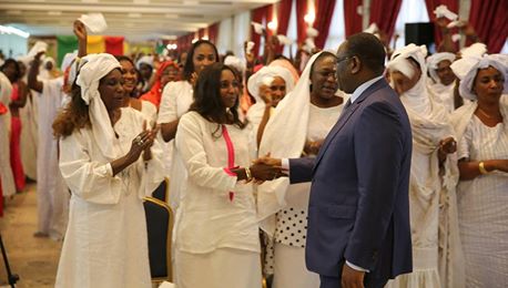 Le président Macky Sall souhaite une bonne fête à l’ensemble de la gent féminine