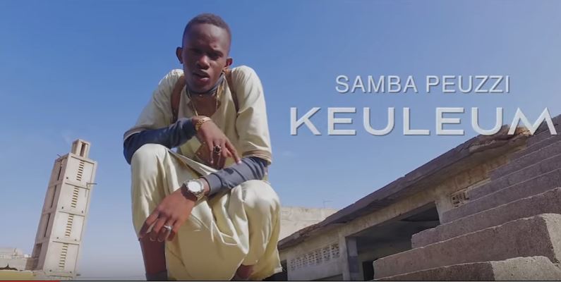 Vidéo – Samba Peuzzi – « Keuleum » Regardez