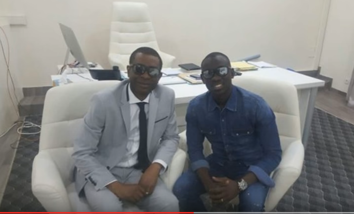 ( 05 Photos ) Pape Diouf a rendu visite son idole, Youssou Ndour