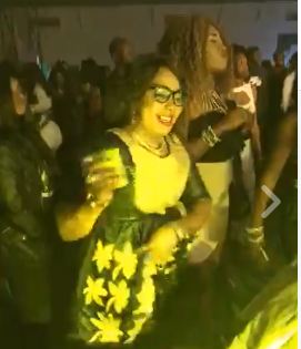 Vidéo – Grand bégué de Pape Diouf à Casablanca, les femmes sénégalaises se déchaînent au rythme du Mbalax…