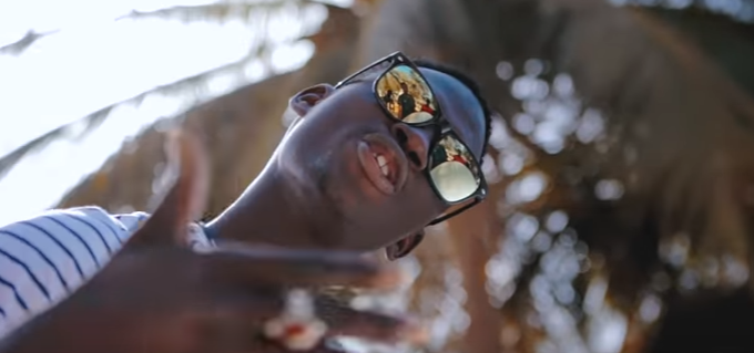 Momo Dieng – Kay Niu Jubo – Video Officielle