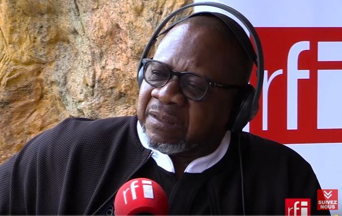 Vidéo: Le dernier entretien de Papa Wemba à Claudy Siar dans Couleurs tropicales