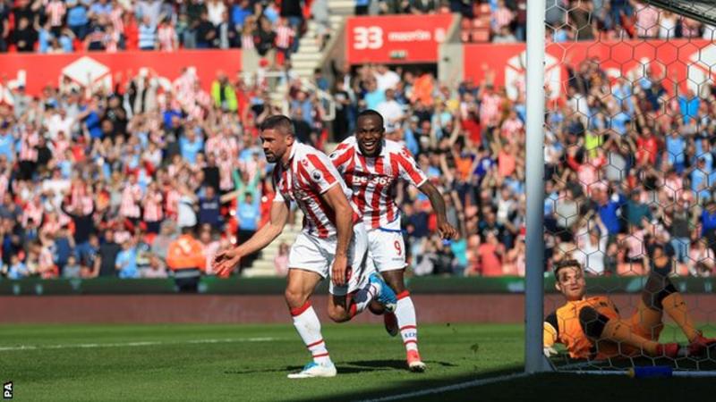 Vidéo – Liverpool vs Stoke City : La reprise de volée géniale de Firmino qui donne la victoire à l&rsquo;équipe de Sadio Mané – Regardez.
