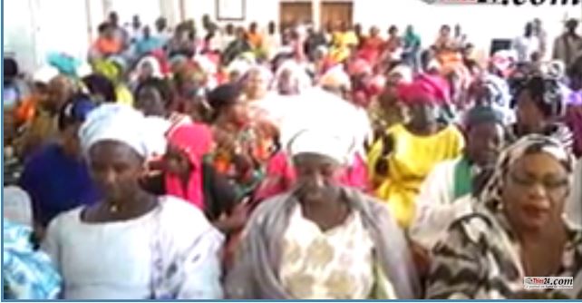 Vidéo: Les maires de Thiès descendent en flammes Macky Sall et Talla Sylla