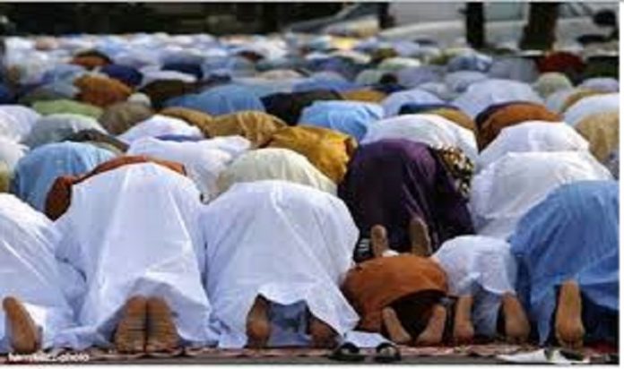 Niary Tally, deux camps, deux imams, un poste