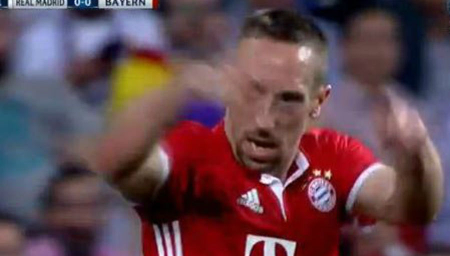 Ribéry-Ancelotti, le clash en plein match !