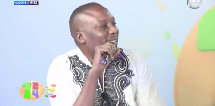 Vidéo – El Hadji Diop Alias Aladji Rafét se met à la chanson…Admirez.