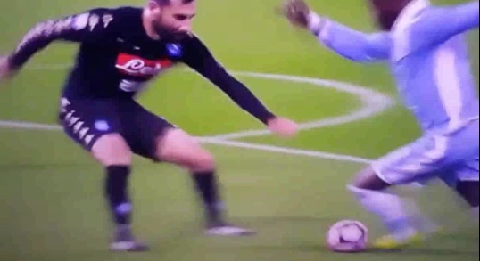 Vidéo – Incroyable : Diao Baldé mystifie Raùl Albiol avec un dribble supersonique !