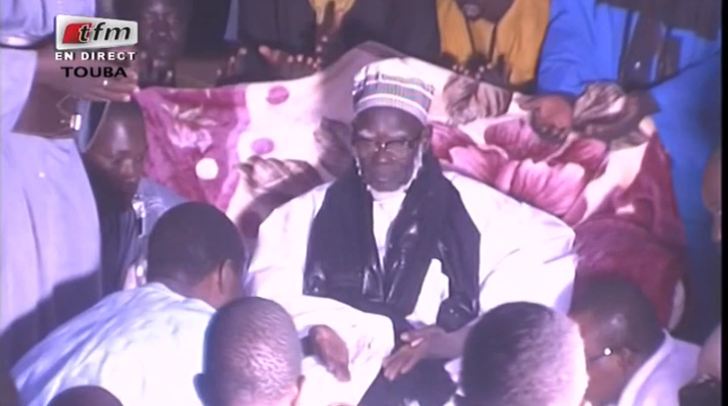 Vidéo – Pose première du projet « keur Serigne Touba » : Les prières de Serigne Mountakha Mbacké…