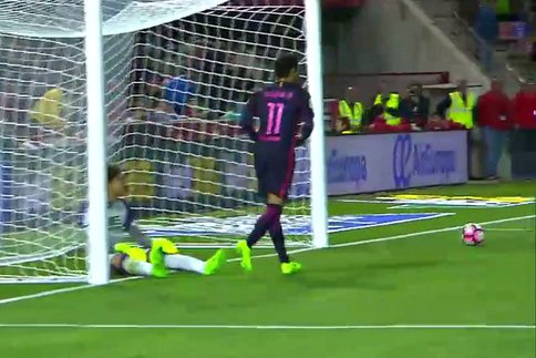 Vidéo : Découvrez le 100e but qui plonge Neymar dans un bonheur total