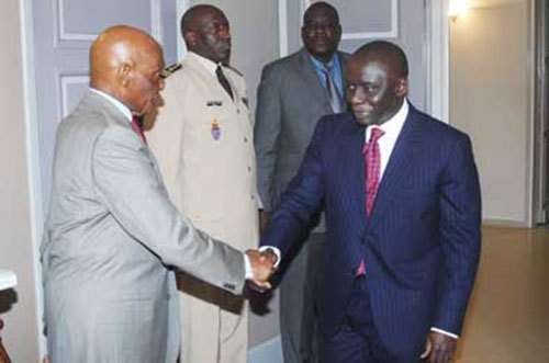 Rewmi confirme les contacts entre Me Wade et Idrissa Seck