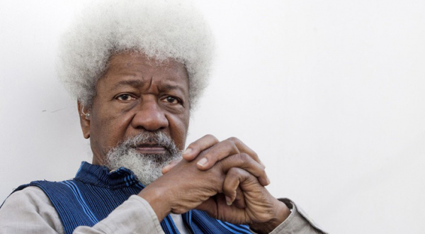 Victoire de Trump : Wole Soyinka quitte les Etats-Unis pour l’Afrique du Sud