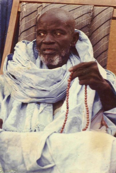 Vidéo – L&rsquo;émouvant sermon de Serigne Saliou Mbacké : « Soumalène djito dilène guestou rek, soumalène sénoutit taxaw nek lène rek… »