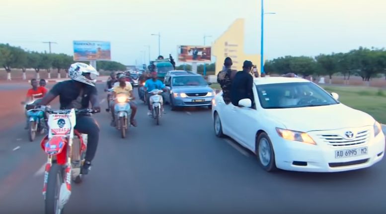 Vidéo – Bamako : Regardez l&rsquo;accueil exceptionnel qui a été réservé à Abiba