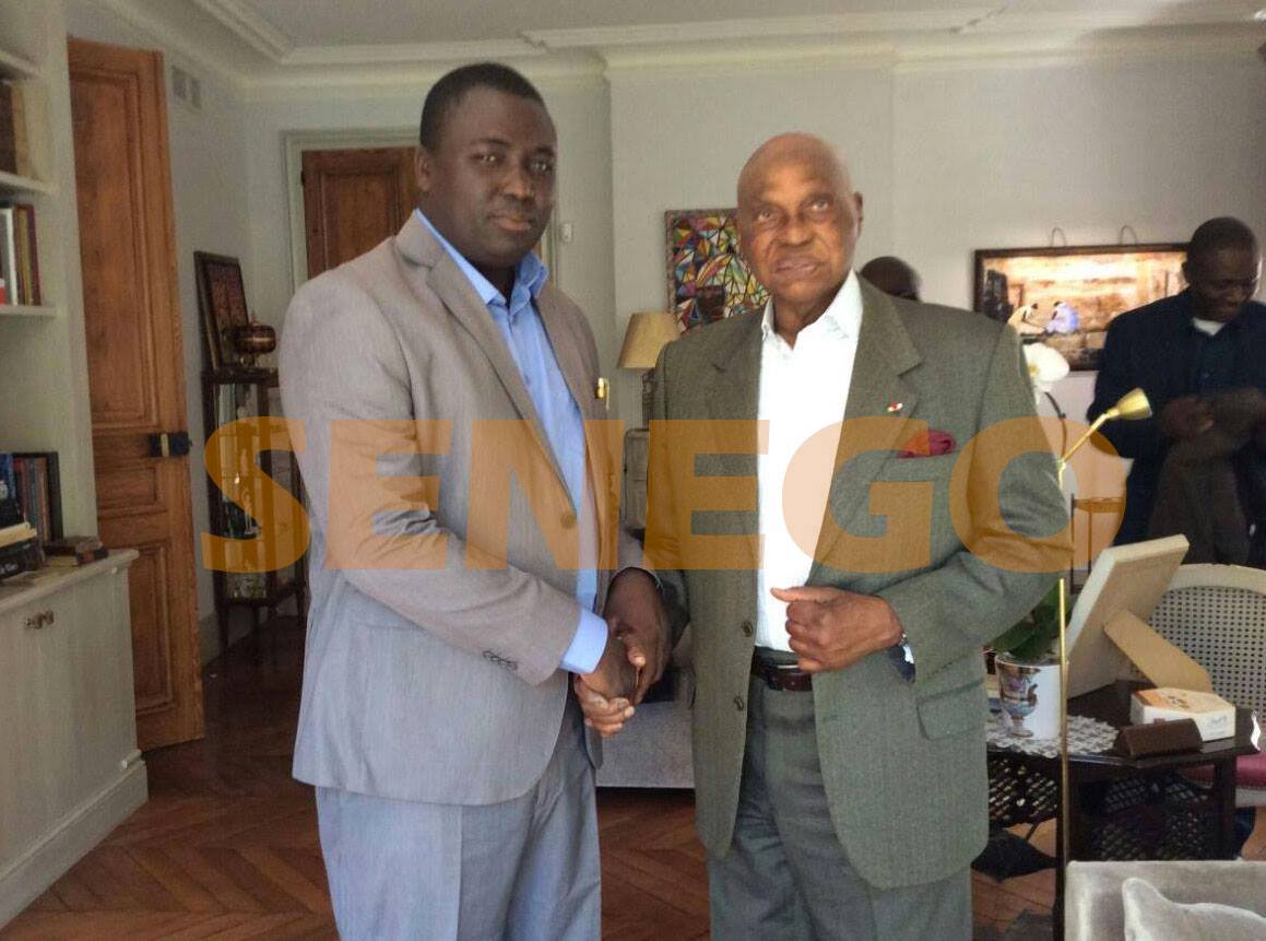 Arrêt sur image-Me Abdoulaye Wade et Bamba Fall à Versailles