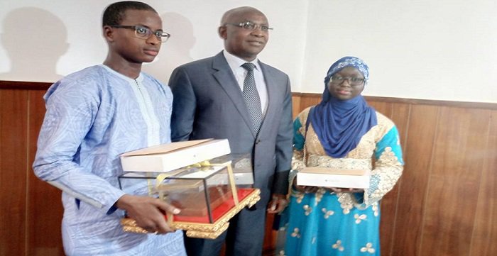 Vidéo : L’A.i.s fustige l’accueil « inacceptable » réservé par Macky Sall à Mouhamed M. Diallo et Mame D. Ngome champions au récital de Coran