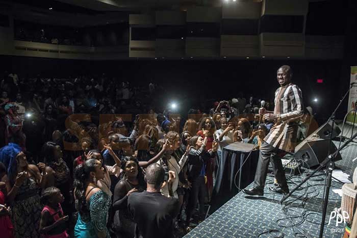 Pape Diouf à Montréal, Elage Diouf et Zale Seck ont apprécié et le public séduit. Regardez