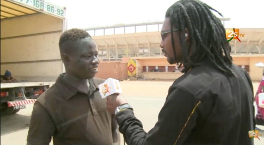 Vidéo – Humour : Pape Sidy Fall piège les sénégalais : Bob Marley va venir au Sénégal pour faire un concert… Regardez !