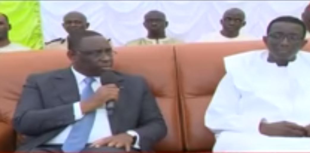 Vidéo : Macky Sall chez Amadou Ba, tête de liste de BBY à Dakar pour présenter ses condoléances – Regardez.