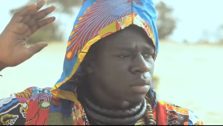 Vidéo: Découvrez le premier clip de Tarba Mbaye, « Mame Bamba »