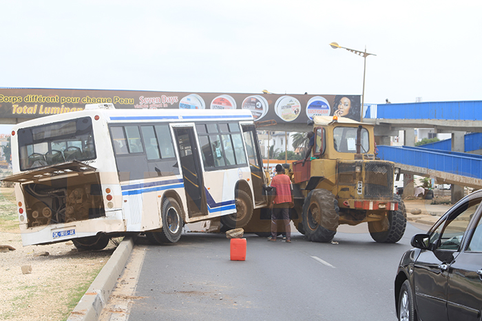 Guédiawaye – Un bus Tata tue un garçon