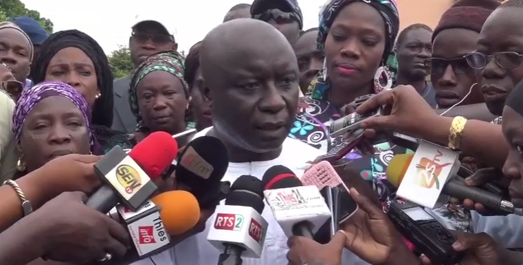 Vidéo- Idrissa Seck après avoir voté: « Un ministre des Finances qui achète la conscience des gens avec la caisse de l’Etat… »