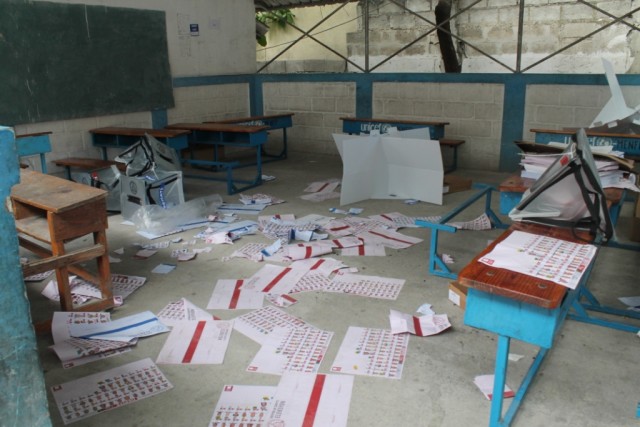 Urgent : Des bureaux de vote du centre Baye Lahat de Touba saccagés