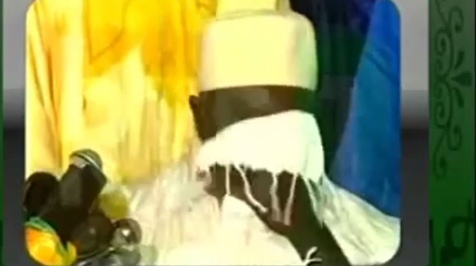 Vidéo : Les rappels de Serigne Saliou Mbacké qui le font pleurer publiquement – Regardez.
