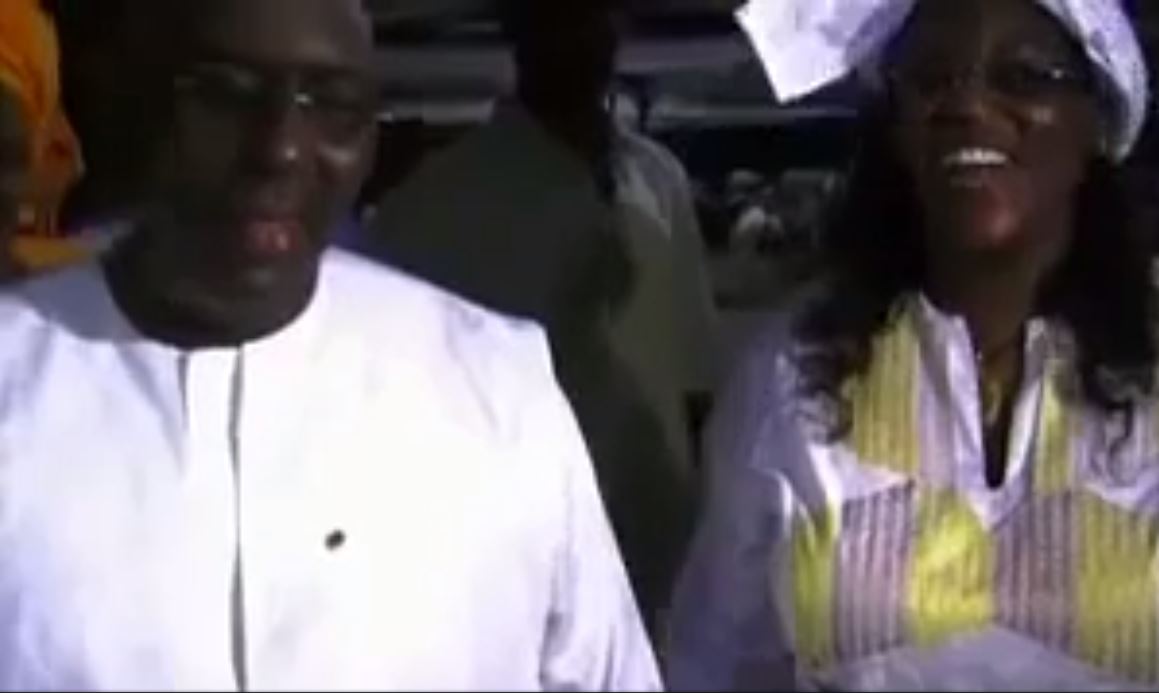 Vidéo : Quand Macky Sall marchandait son bélier l’année dernière pour la Tabaski