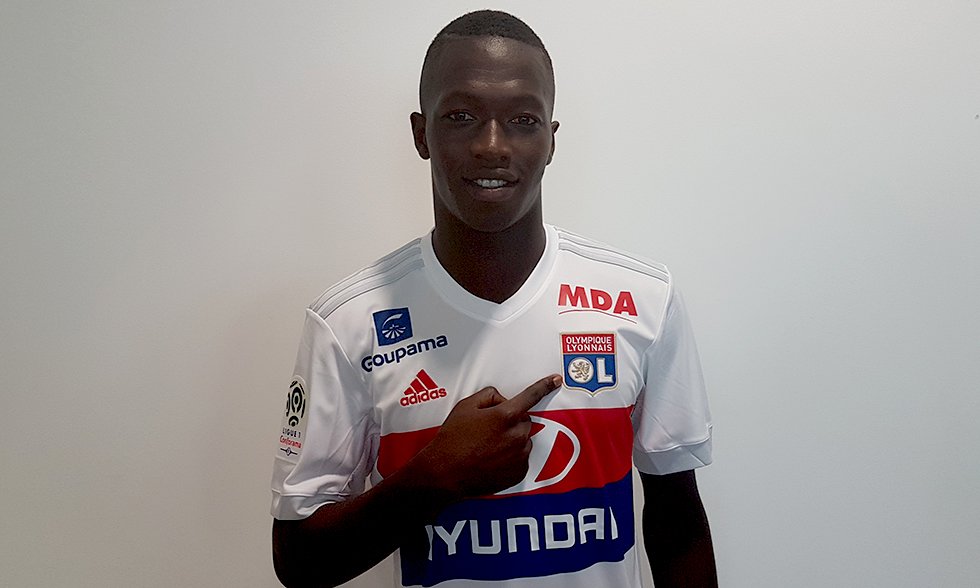 Le sénégalo-espagnol Pape Cheikh Diop signe à Lyon pour 9 milliards de F CFA