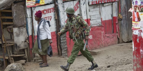 Vidéo – Élections au Kenya : deux manifestants abattus par la police à Nairobi