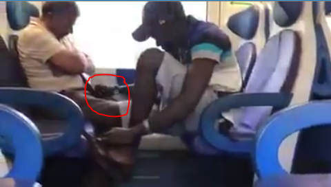 Vidéo – Un modou-modou filmé en train de voler un passager blanc dans un métro à Paris – Regardez !