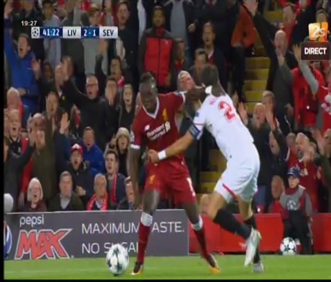 Ligue des champions de l’UEFA: Liverpool obtient un penalty grâce à Sadio Mané