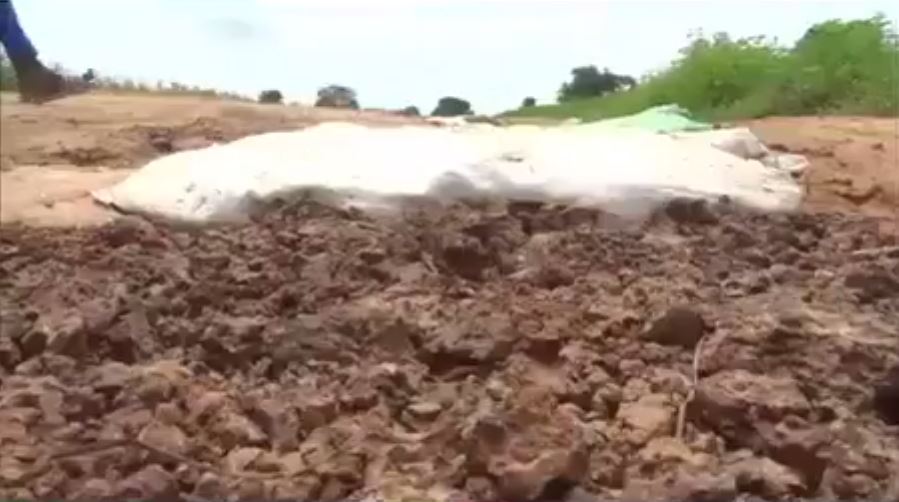 Vidéo : Les habitants de Darou Mbappou (Nioro) menacent de rattacher leur territoire à la Gambie – Regardez.