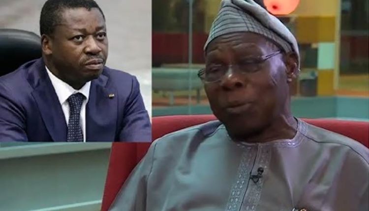 Vidéo – Togo: Olusegun Obasanjo demande à Faure Gnassingbé de démissionner