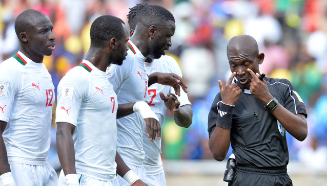 Selon la FIFA, des signaux montraient des choses anormales lors du match Afrique du Sud-Sénégal, sifflé par Joseph Lamptey