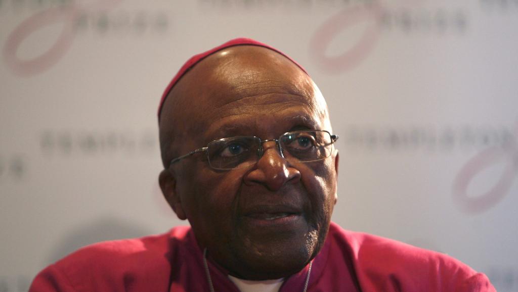 Rohingyas massacrés en Birmanie: Le cri d’alerte de Desmond Tutu à Aung San Suu Kyi